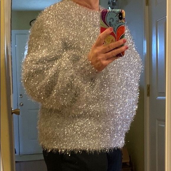 GLAMOROUS Size 4 SILVER TINSEL SWEATER - Picture 8 of 8